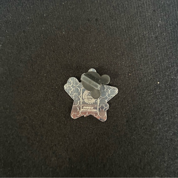 2012 Disney Stars Pin - Picture 3 of 3
